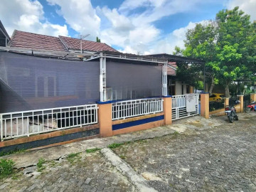 DIJUAL CEPAT RUMAH SIAP HUNI LOKASI DALAM PERUMAHAN JL.SEPAKAT-PEKANBARU