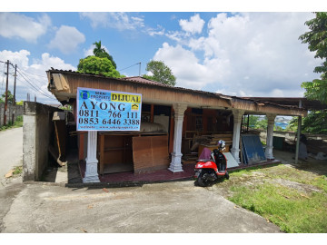 Dijual Tanah dan Bangunan di Jl. Singkawang - Pekanbaru