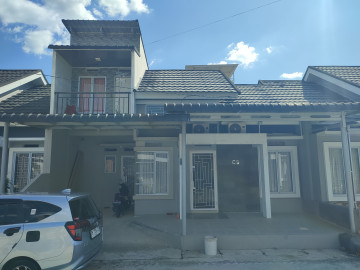 Dijual Rumah Cantik 2 lantai furnish lokasi Sidodadi. Pekanbaru