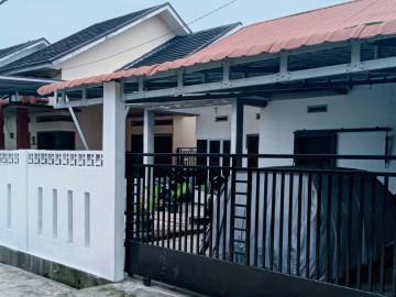 Di Jual satu unit Rumah Lokasi di Marpoyan Damai