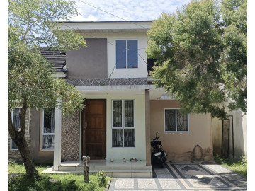 DIJUAL RUMAH SIAP HUNI Jl.RAWAMANGUN