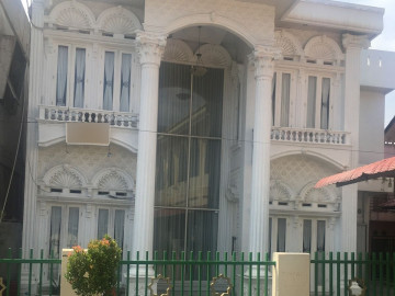 Dijual Rumah + Kos-Kosan Dekat Jl. Tuanku Tambusai