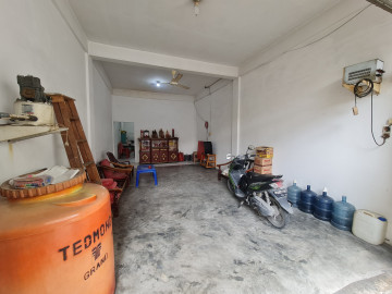 Di jual ruko 2 lantai siap pakai jalan Riau tengah kota Pekanbaru