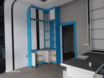 DIJUAL RUKO 3LT SEMI FURNISHED SIAP PAKAI LOKASI JL. SM. AMIN - PEKANBARU
