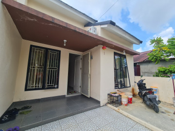 Di Jual 1 unit rumah satu lantai siap huni lokasi Jalan Lily dekat ke Sekolah Darma Yuda tengah kota Pekanbaru