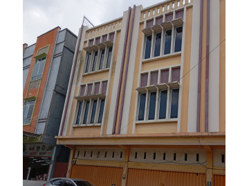 Dijual 3 Unit Ruko  3  Lantai di Jl. Hangtuah